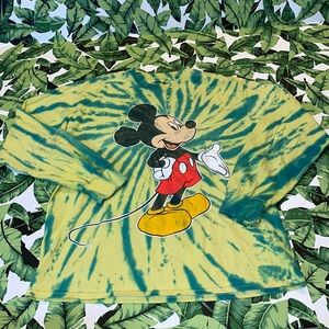 Disney Long Sleeve Green & Yellow Tie Dye Size Small Shirt